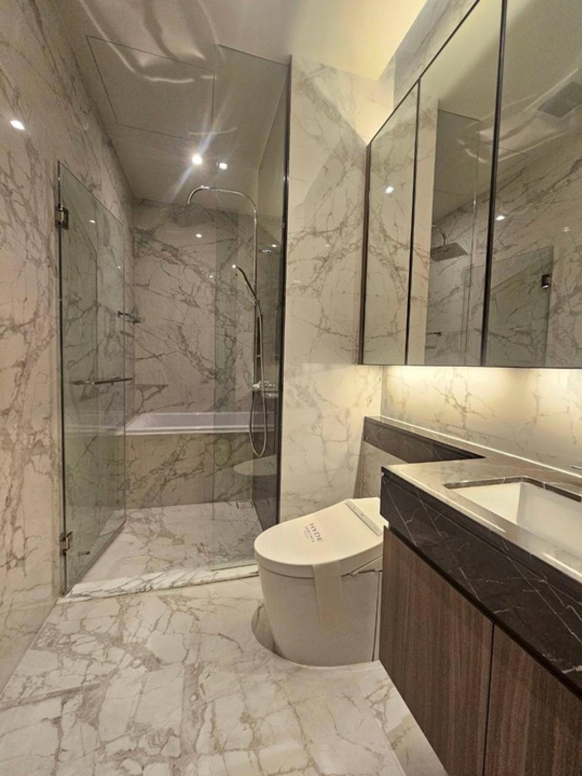 For SaleCondoSukhumvit, Asoke, Thonglor : For sale: HYDE Heritage Thonglor, size 43.52 Sq.m, 1 bed, 1 bath, only 13.5 MB, contact 086-795-9997 (Jimmy)