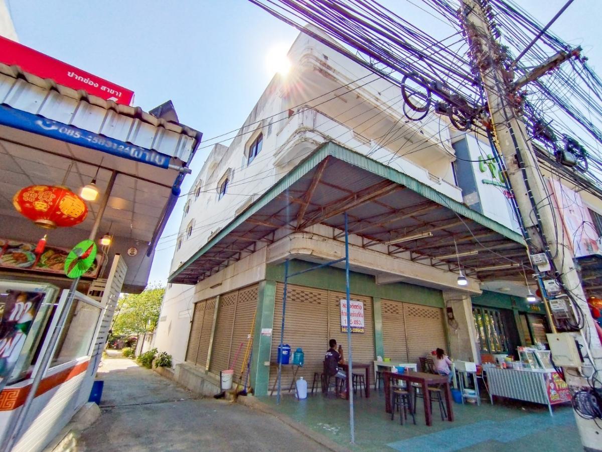 For SaleShop HousePak Chong KhaoYai : Cheap selling and good price In the heart of Pak Chong, Khao Yai