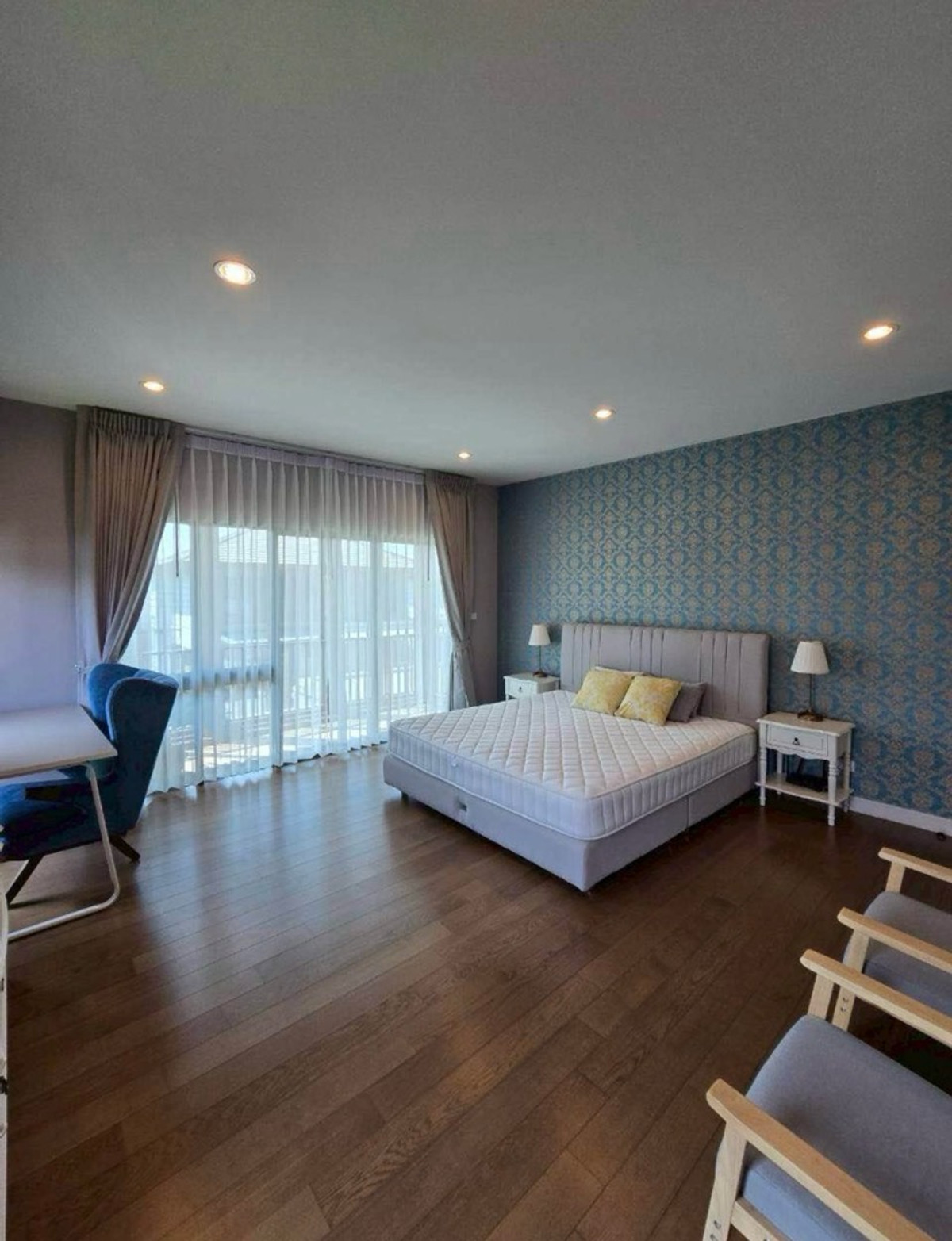 ให้เช่าบ้านพัฒนาการ ศรีนครินทร์ : ให้เช่า บ้านเดี่ยว Burasiri Pattanakarn 4 ห้องนอน Fully Furnished