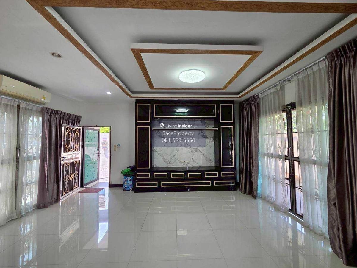 ให้เช่าบ้านปิ่นเกล้า จรัญสนิทวงศ์ : 🔥ใกล้ศิริราชเพียง 5กม🔥Mrtบางขุนนนท์3.7กม🔥ให้เช่า บ้านเดี่ยว 4นอน 4น้ำ🔥ทำเลดี🔥เข้าออกได้หลายทาง 🔥หมู่บ้านสิริจันทร์ ฉิมพลี6/1🔥