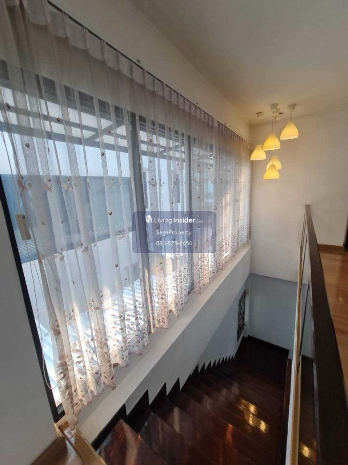 ให้เช่าบ้านปิ่นเกล้า จรัญสนิทวงศ์ : 🔥ใกล้ศิริราชเพียง 5กม🔥Mrtบางขุนนนท์3.7กม🔥ให้เช่า บ้านเดี่ยว 4นอน 4น้ำ🔥ทำเลดี🔥เข้าออกได้หลายทาง 🔥หมู่บ้านสิริจันทร์ ฉิมพลี6/1🔥