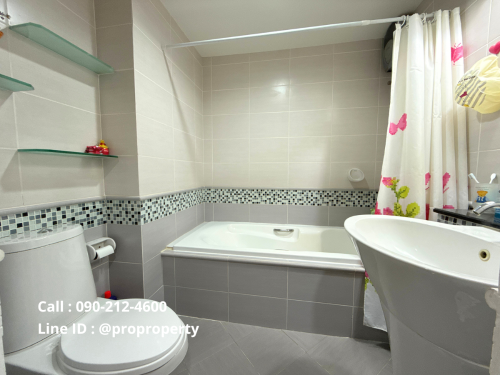 For SaleCondoOnnut, Udomsuk : Condo for sale, Near BTS, The Waterford Sukhumvit 50