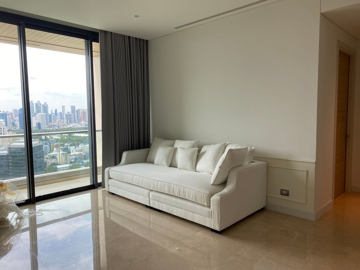 ให้เช่าคอนโดวิทยุ ชิดลม หลังสวน : 📢👇 Sindhorn Residence is worth for living and investing as this is one of the most wanted place and area in BKK, near Lumpini park, Velaa community mall, One Bangkok