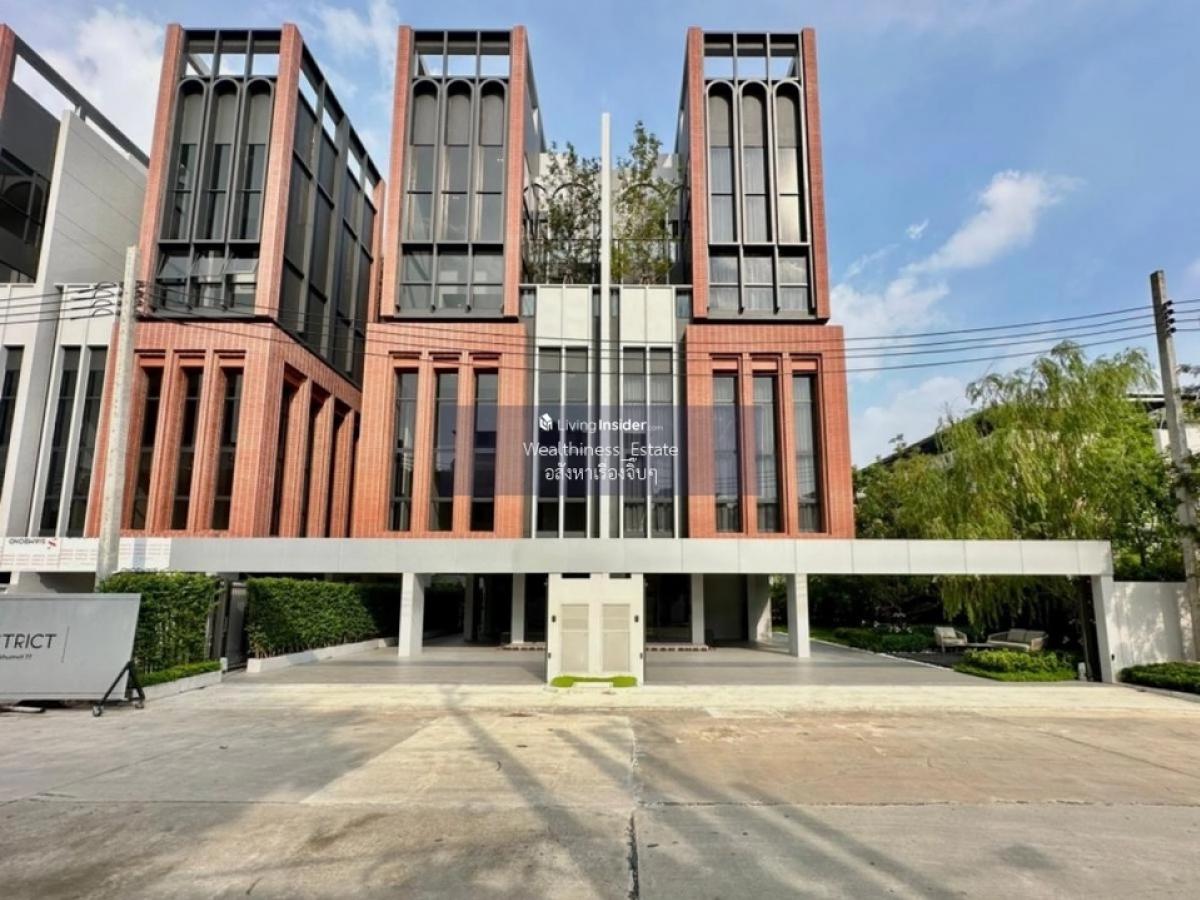For SaleHome OfficeSukhumvit, Asoke, Thonglor : 💼District sukhumvit77 Home office 5 floors, usable area 536 sq m., parking space 7 cars📲𝟎𝟔𝟒𝟕𝟗𝟒𝟒𝟐𝟔𝟑(Khun Nam)