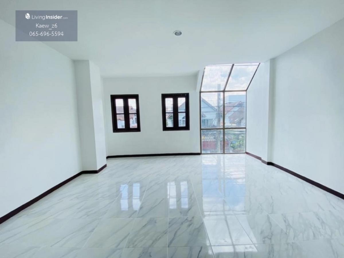 ขายทาวน์โฮมบางนา แบริ่ง ลาซาล : ลาซาลเพลส ทาวน์โฮม 3 ชั้น พร้อมดาดฟ้า ลาซาล 24✨ ทำเลทอง เชื่อมต่อชีวิตเมือง ใกล้ BTS แบริ่ง