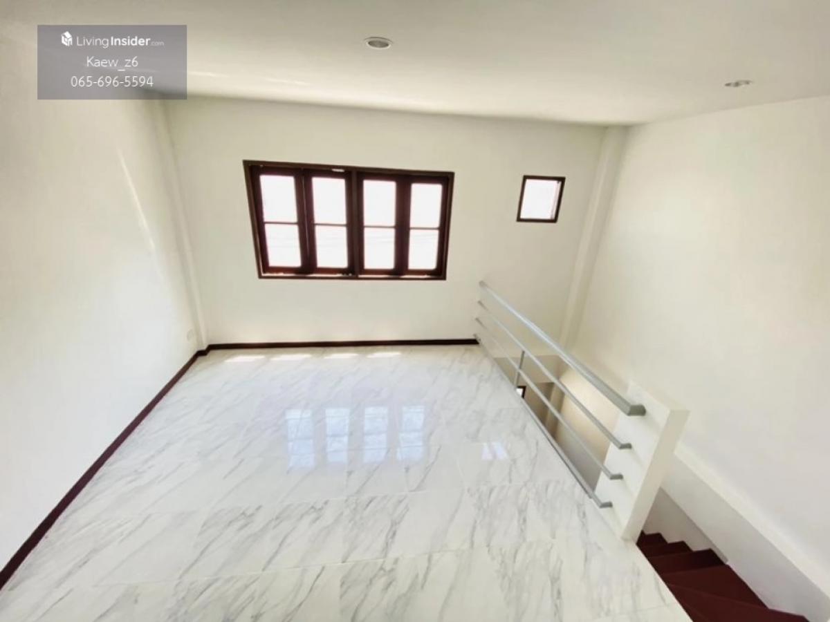 ขายทาวน์โฮมบางนา แบริ่ง ลาซาล : ลาซาลเพลส ทาวน์โฮม 3 ชั้น พร้อมดาดฟ้า ลาซาล 24✨ ทำเลทอง เชื่อมต่อชีวิตเมือง ใกล้ BTS แบริ่ง