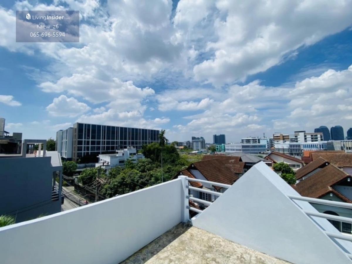 ขายทาวน์โฮมบางนา แบริ่ง ลาซาล : ลาซาลเพลส ทาวน์โฮม 3 ชั้น พร้อมดาดฟ้า ลาซาล 24✨ ทำเลทอง เชื่อมต่อชีวิตเมือง ใกล้ BTS แบริ่ง