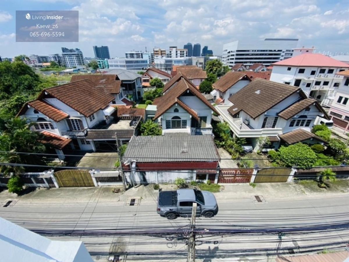 ขายทาวน์โฮมบางนา แบริ่ง ลาซาล : ลาซาลเพลส ทาวน์โฮม 3 ชั้น พร้อมดาดฟ้า ลาซาล 24✨ ทำเลทอง เชื่อมต่อชีวิตเมือง ใกล้ BTS แบริ่ง