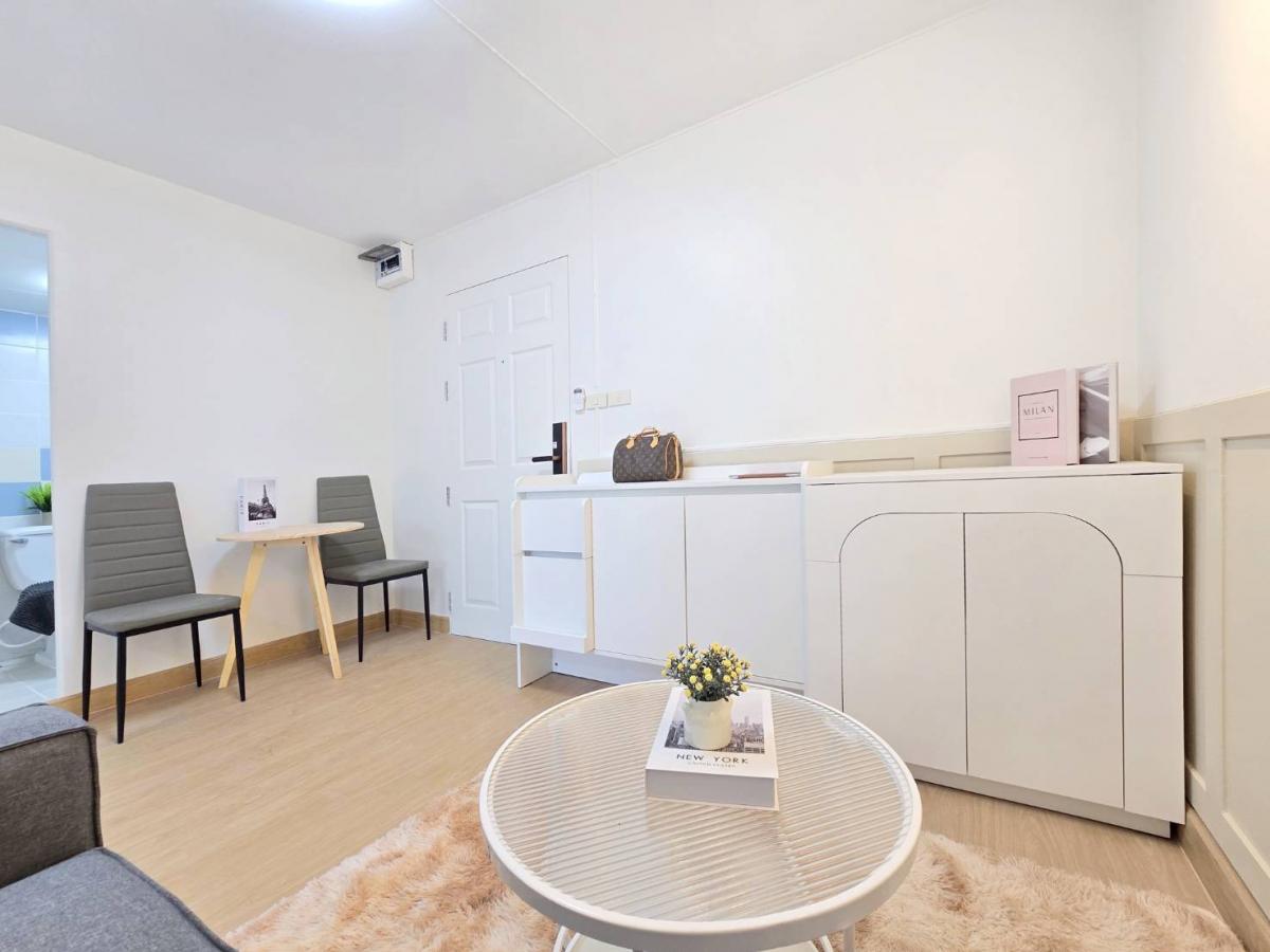 ขายคอนโดลาดพร้าว101 แฮปปี้แลนด์ : ✨️ห้องสวย วิวสวน ฟีลคาเฟ่🪴 ใกล้เดอะมอลล์บางกะปิ เดินไปรถไฟฟ้าก็ได้! ✨️อยากได้คอนโดที่ครบทุกความต้องการ ต้องนี่เลย! 👉ลุมพินี เซ็นเตอร์ ลาดพร้าว 111🪴