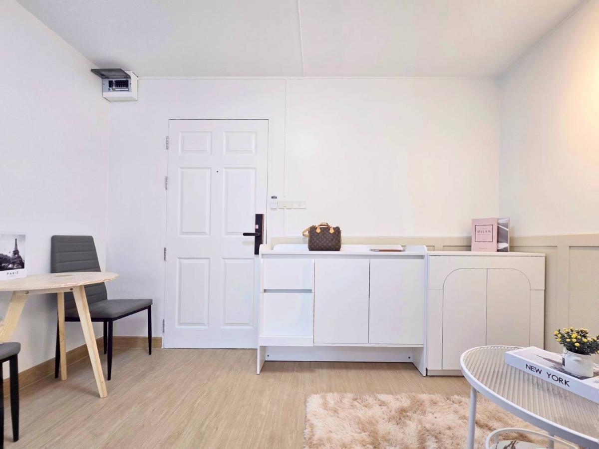 ขายคอนโดลาดพร้าว101 แฮปปี้แลนด์ : ✨️ห้องสวย วิวสวน ฟีลคาเฟ่🪴 ใกล้เดอะมอลล์บางกะปิ เดินไปรถไฟฟ้าก็ได้! ✨️อยากได้คอนโดที่ครบทุกความต้องการ ต้องนี่เลย! 👉ลุมพินี เซ็นเตอร์ ลาดพร้าว 111🪴