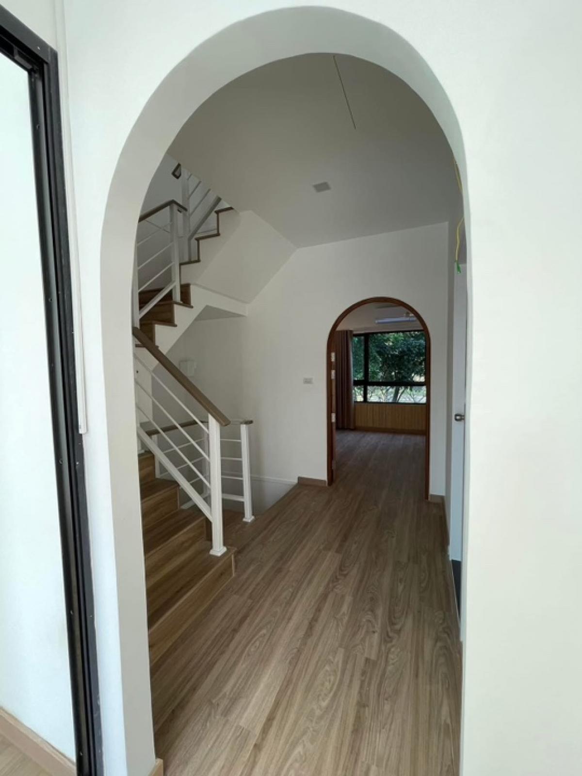 For SaleTownhomePattanakan, Srinakarin : 📢👇 Sell with tenant til April 26,  FREE TRANSFER
Reasonable price for living or investing as one of the most  sought-after locations. Brand new Townhouse for rent/ sale at Patio Srinakarin – Rama 9 near Wellington and Stamford international school