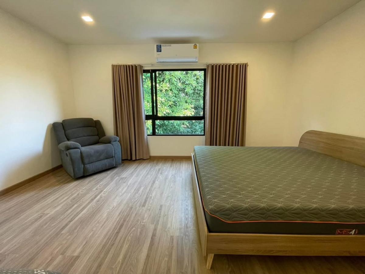 For SaleTownhomePattanakan, Srinakarin : 📢👇 Sell with tenant til April 26,  FREE TRANSFER
Reasonable price for living or investing as one of the most  sought-after locations. Brand new Townhouse for rent/ sale at Patio Srinakarin – Rama 9 near Wellington and Stamford international school
