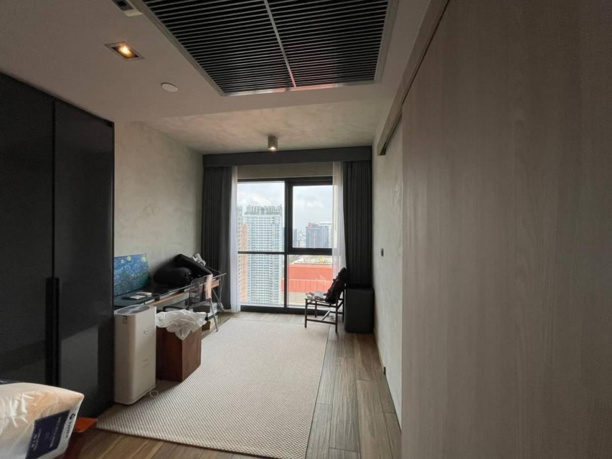 For SaleCondoSukhumvit, Asoke, Thonglor : Luxury Duplex Penthouse in Asoke CBD, 3-Bedroom Spacious Unit at The Lofts Asoke, Prime Central Bangkok Location
