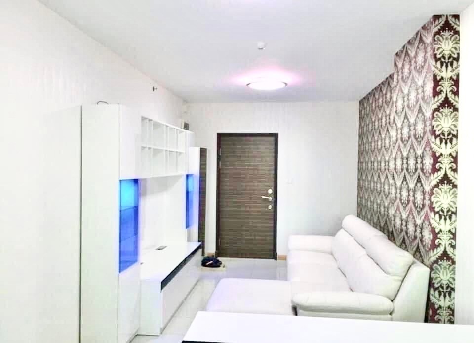 For SaleCondoKasetsart, Ratchayothin : Urgent sale below appraisal price, swimming pool view, furnished (Executive Suite)