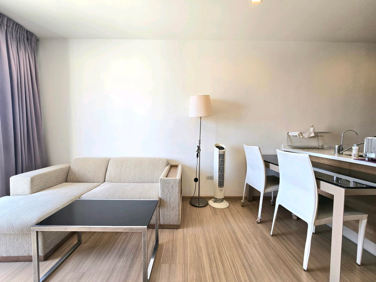 ให้เช่าคอนโดอ่อนนุช อุดมสุข : ให้เช่า คอนโด 1 ห้องนอน ทำเลดี ริธึ่ม สุขุมวิท 50 ใกล้โลตัส บีทีเอส อ่อนนุช