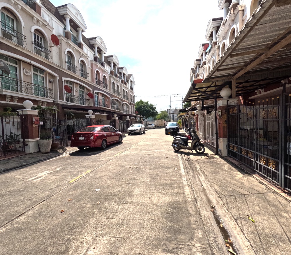 ขายทาวน์โฮมพระราม 3 สาธุประดิษฐ์ : 🏡 ขายทาวน์โฮม หมู่บ้านอรุณพัฒน์ พระราม 3 – สาธุประดิษฐ์ 26.5 ตร.ว. บ้านสวย พร้อมอยู่ ใจกลางเมือง
