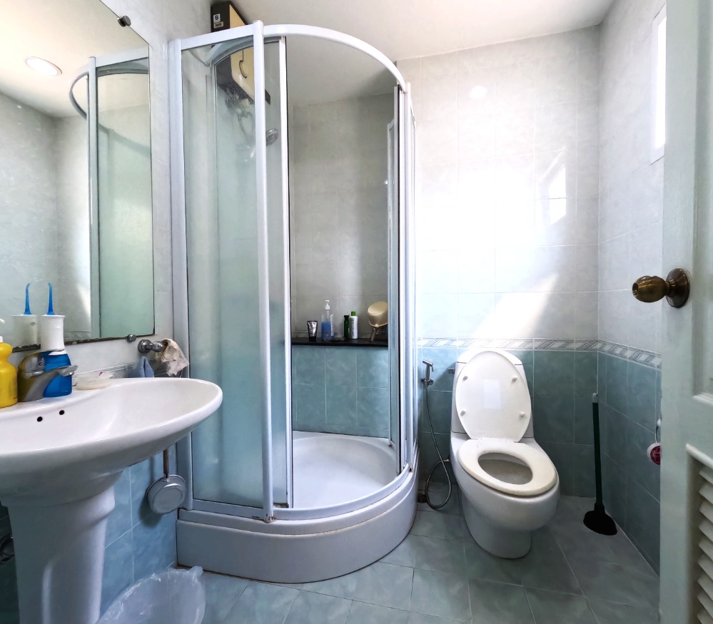 ขายทาวน์โฮมพระราม 3 สาธุประดิษฐ์ : 🏡 ขายทาวน์โฮม หมู่บ้านอรุณพัฒน์ พระราม 3 – สาธุประดิษฐ์ 26.5 ตร.ว. บ้านสวย พร้อมอยู่ ใจกลางเมือง