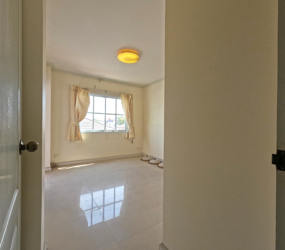 ขายทาวน์โฮมพระราม 3 สาธุประดิษฐ์ : 🏡 ขายทาวน์โฮม หมู่บ้านอรุณพัฒน์ พระราม 3 – สาธุประดิษฐ์ 26.5 ตร.ว. บ้านสวย พร้อมอยู่ ใจกลางเมือง