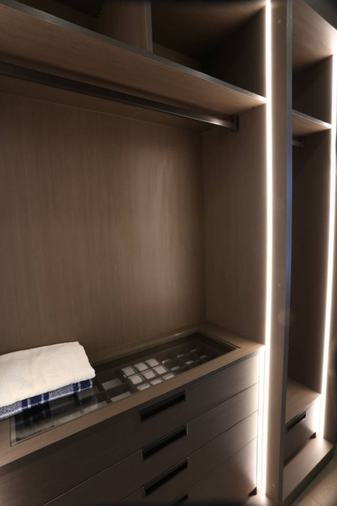 ขายคอนโดสุขุมวิท อโศก ทองหล่อ : For sale  condo The Monument Thonglor 2 bed (S15-3225)