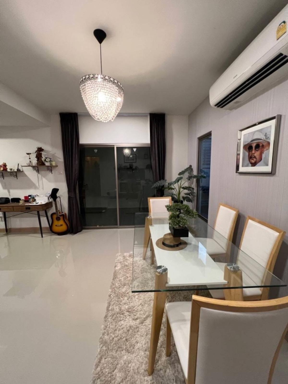 ขายบ้านพัทยา บางแสน ชลบุรี สัตหีบ : Life in the garden