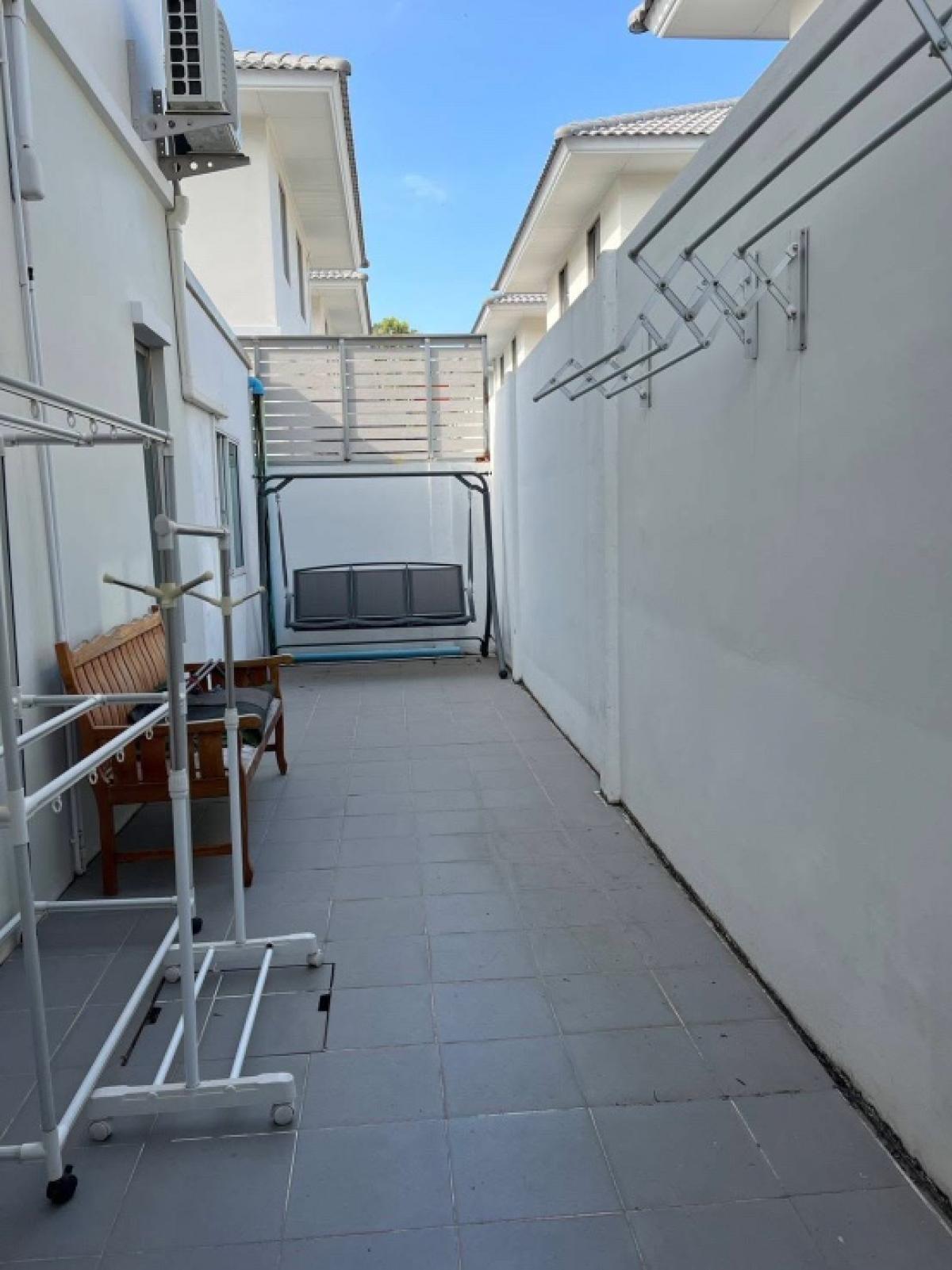 ขายบ้านพัทยา บางแสน ชลบุรี สัตหีบ : Life in the garden