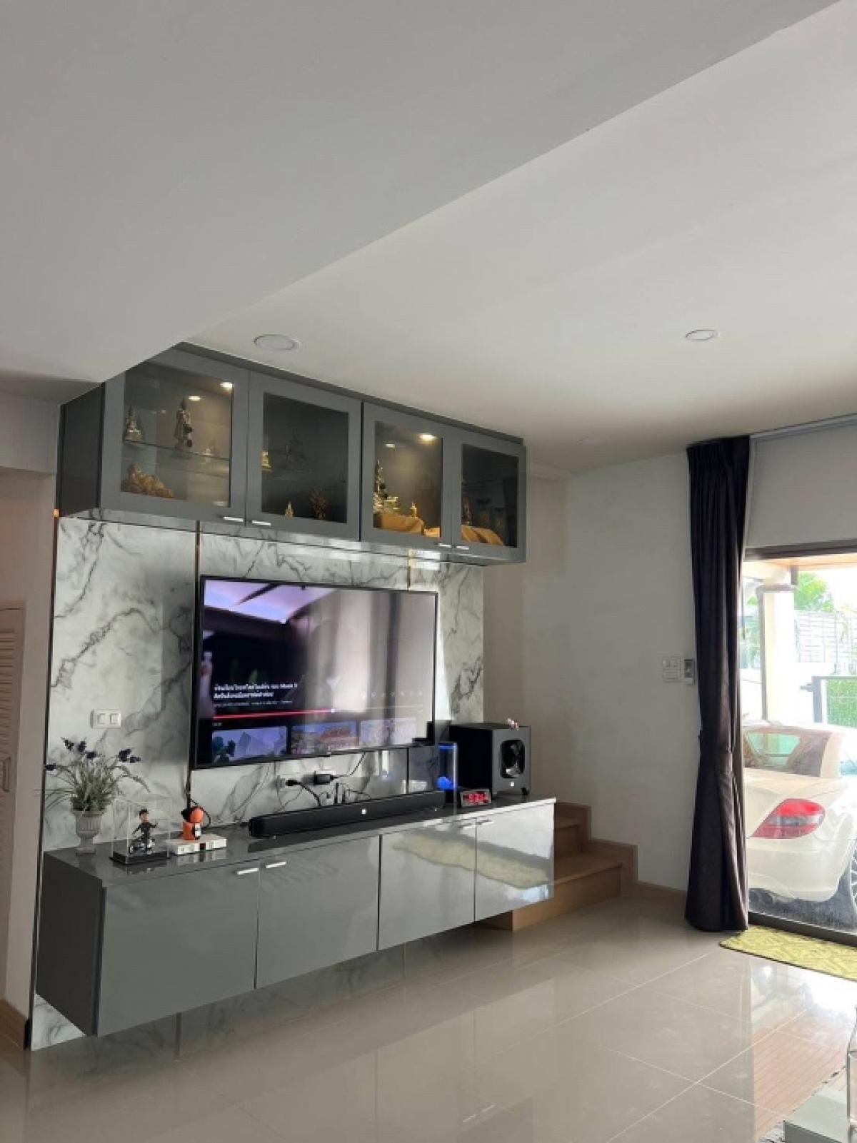 ขายบ้านพัทยา บางแสน ชลบุรี สัตหีบ : Life in the garden