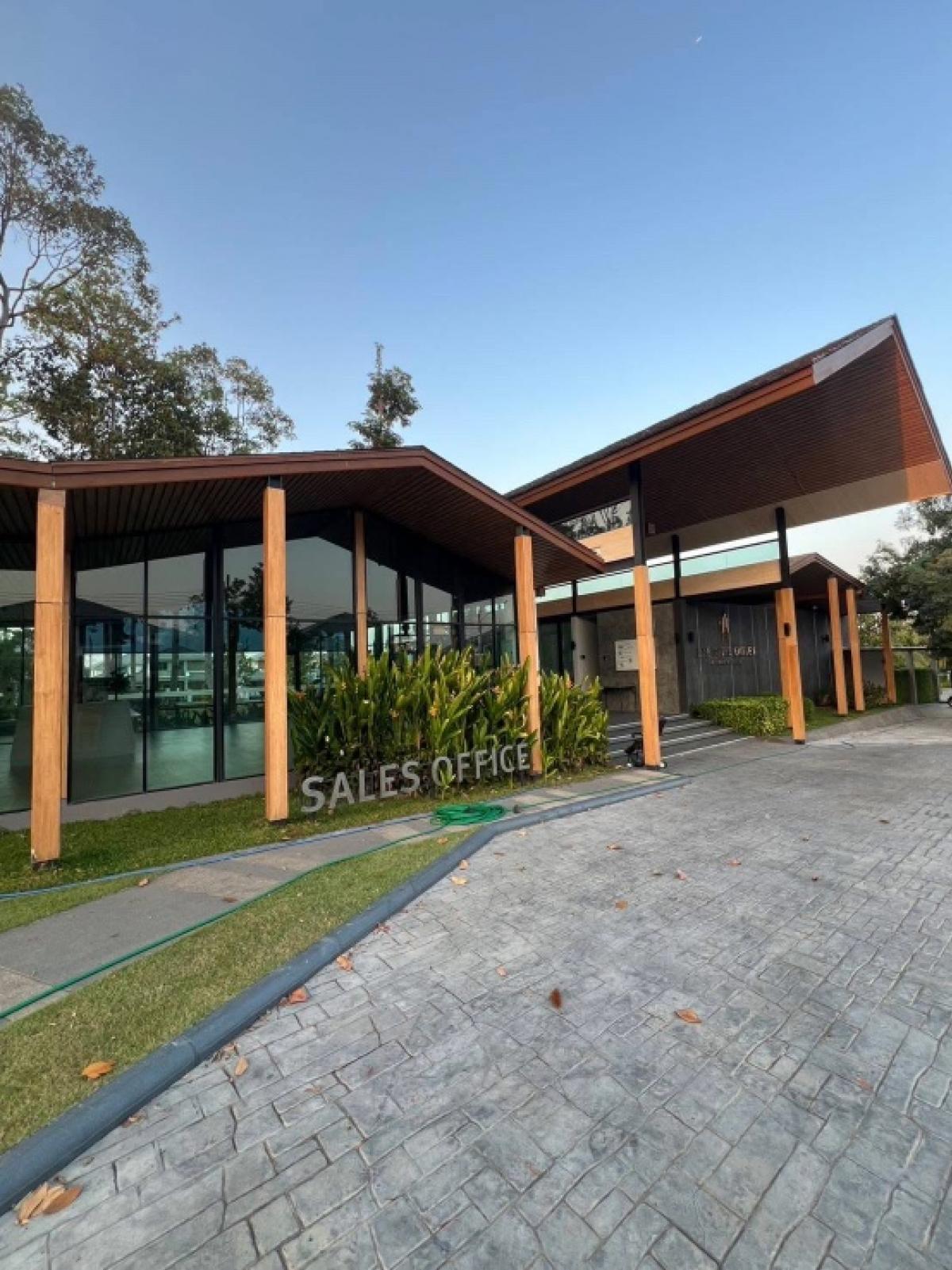 ขายบ้านพัทยา บางแสน ชลบุรี สัตหีบ : Life in the garden