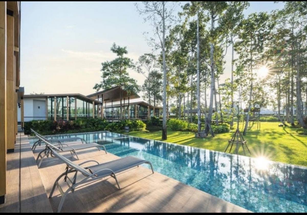 ขายบ้านพัทยา บางแสน ชลบุรี สัตหีบ : Life in the garden