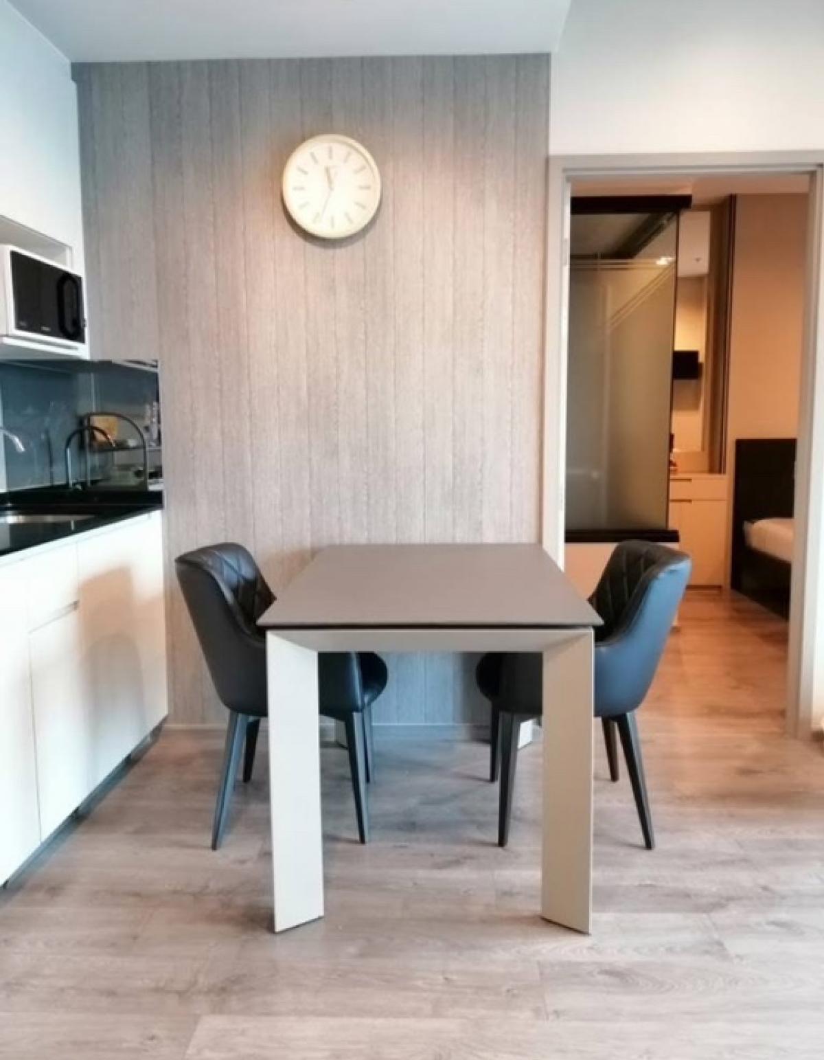 For SaleCondoLadprao, Central Ladprao : Condo for sale Whizdom Avenue size 56 Sq.m 2 bed 2 bath only 8.89 MB !! Contact 086-795-9997 Jimmy