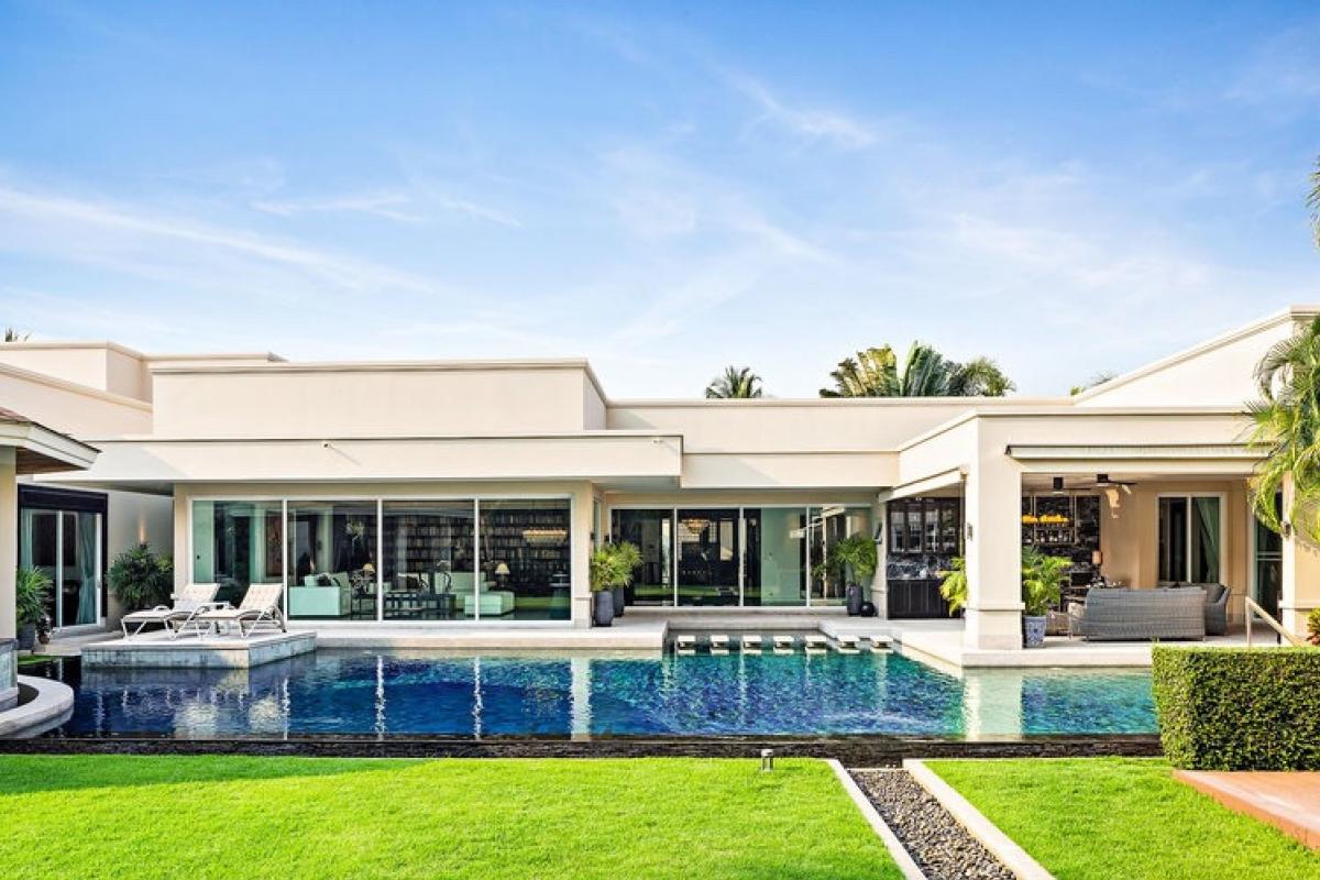 ขายบ้านพัทยา บางแสน ชลบุรี สัตหีบ : Pattaya Super Luxury Villa with private pool=For Sale=