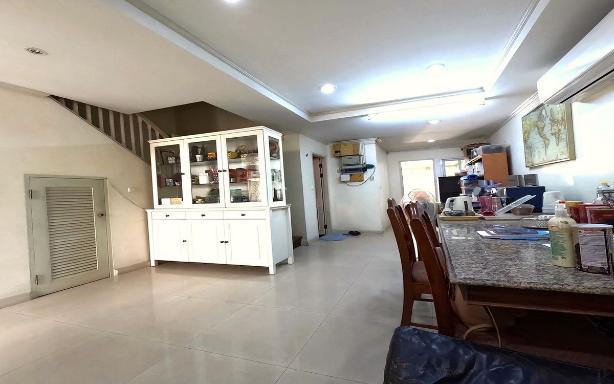 ขายทาวน์โฮมพระราม 3 สาธุประดิษฐ์ : 🏡 ขายทาวน์โฮม หมู่บ้านอรุณพัฒน์ พระราม 3 – สาธุประดิษฐ์ 26.5 ตร.ว. บ้านสวย พร้อมอยู่ ใจกลางเมือง