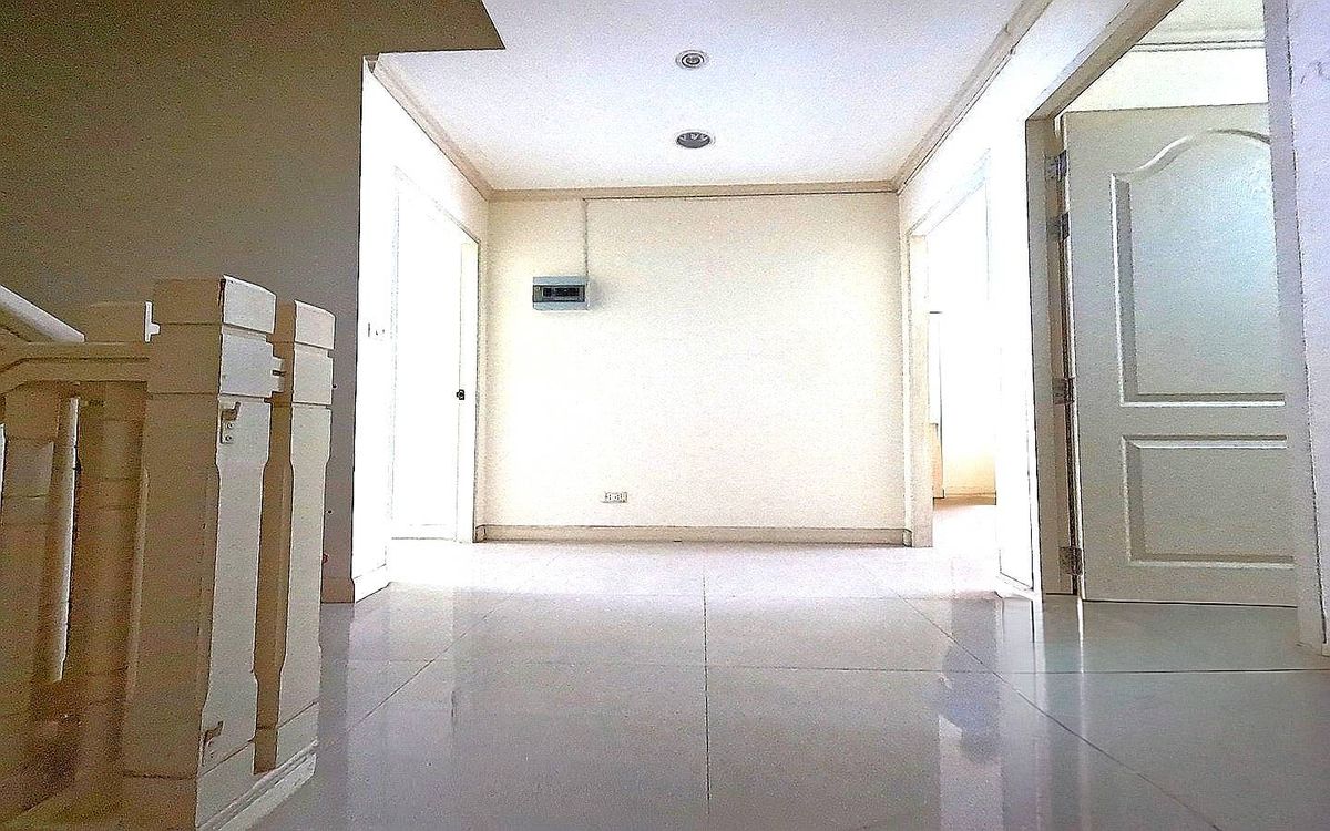 ขายทาวน์โฮมพระราม 3 สาธุประดิษฐ์ : 🏡 ขายทาวน์โฮม หมู่บ้านอรุณพัฒน์ พระราม 3 – สาธุประดิษฐ์ 26.5 ตร.ว. บ้านสวย พร้อมอยู่ ใจกลางเมือง