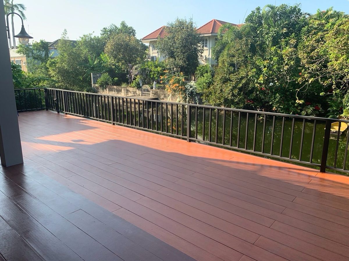 ขายบ้านปทุมธานี รังสิต ธรรมศาสตร์ : 📢👇 บ้านปรัปปรุง ตกแต่งใหม่ ทั้งหลัง อยู่ริมน้ำ บรรยากาศเงียบ สงบ ท่ามกลางธรรมชาติ ใกล้ ม.รังสิต, สนามกอล์ฟวิสต้า, Future Parkรังสิต, HomePro, Gowholesale 
