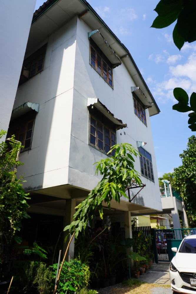 ขายบ้านสยาม จุฬา สามย่าน : ขายบ้านเดี่ยว 3 ชั้น ใจกลางเมือง พระราม 1 ปทุมวัน ใกล้ BTS สนามกีฬาแห่งชาติ