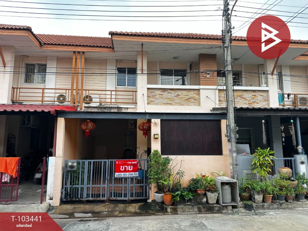 For SaleTownhomeMahachai Samut Sakhon : Townhouse for sale, Kanda Village, Rim Khlong 3, Phanthai Norasing, Samut Sakhon