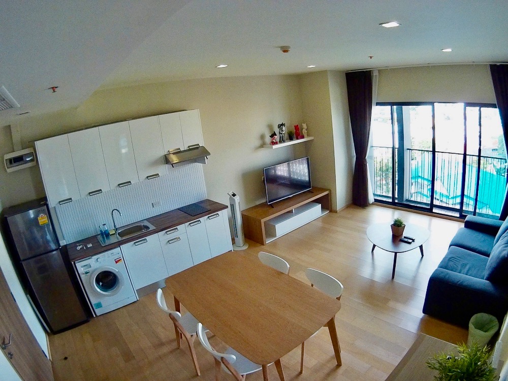 ให้เช่าคอนโดสุขุมวิท อโศก ทองหล่อ : 🏢 For Rent: Noble Reveal – Luxurious Corner Condo in the Heart of Ekkamai