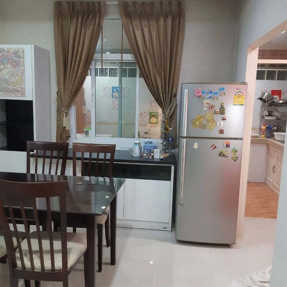 For RentTownhomeThaphra, Talat Phlu, Wutthakat : For rent: Townhome The British Sathorn Kanlapaphruek, 3-storey townhome, area 170 sq m., 17 sq wa, for rent 22,000 baht/month