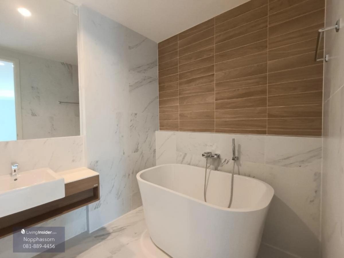 ให้เช่าเกษตร นวมินทร์ ลาดปลาเค้า : เช่าบ้านเดี่ยว ถนนรามอินทรา-เอกมัย เลียบทางด่วนรามอินทรา โครงการเนอวานา แอบโซลูท Nirvana Absolute บ้านหัวมุม ขนาดใหญ่