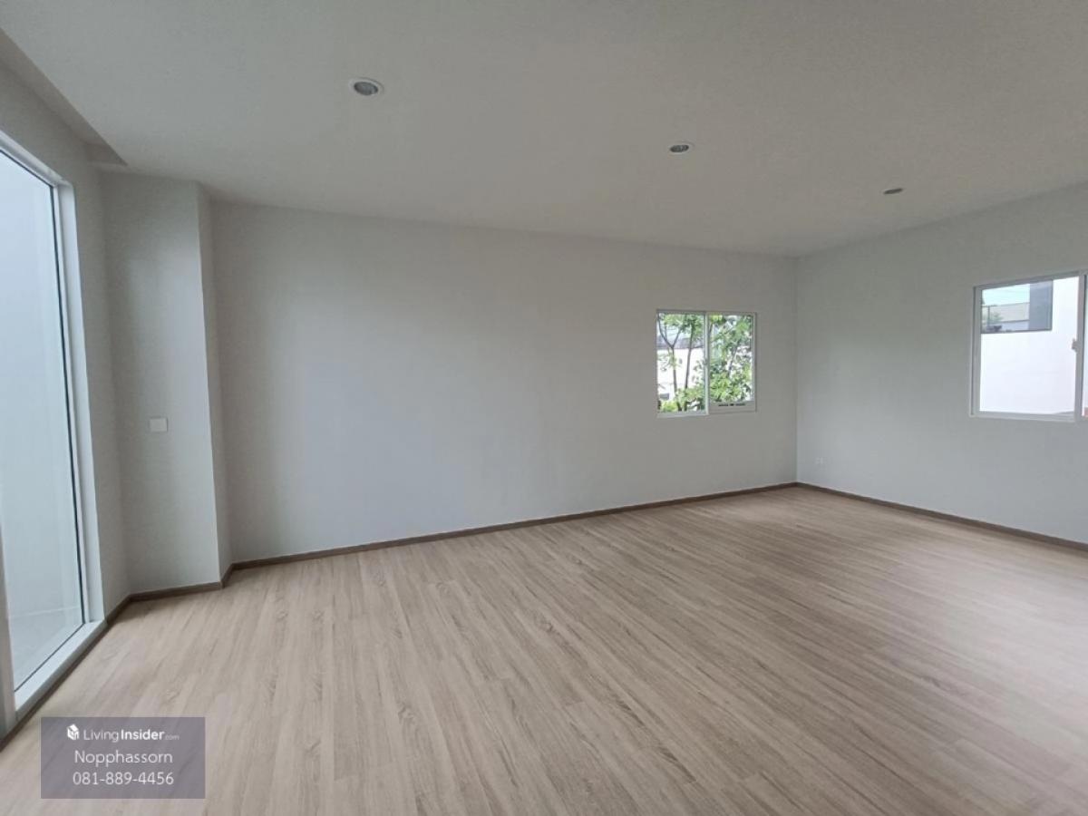 ให้เช่าเกษตร นวมินทร์ ลาดปลาเค้า : เช่าบ้านเดี่ยว ถนนรามอินทรา-เอกมัย เลียบทางด่วนรามอินทรา โครงการเนอวานา แอบโซลูท Nirvana Absolute บ้านหัวมุม ขนาดใหญ่