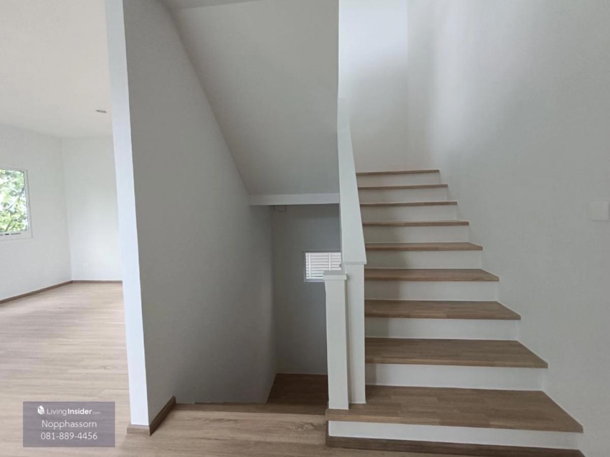 ให้เช่าเกษตร นวมินทร์ ลาดปลาเค้า : เช่าบ้านเดี่ยว ถนนรามอินทรา-เอกมัย เลียบทางด่วนรามอินทรา โครงการเนอวานา แอบโซลูท Nirvana Absolute บ้านหัวมุม ขนาดใหญ่