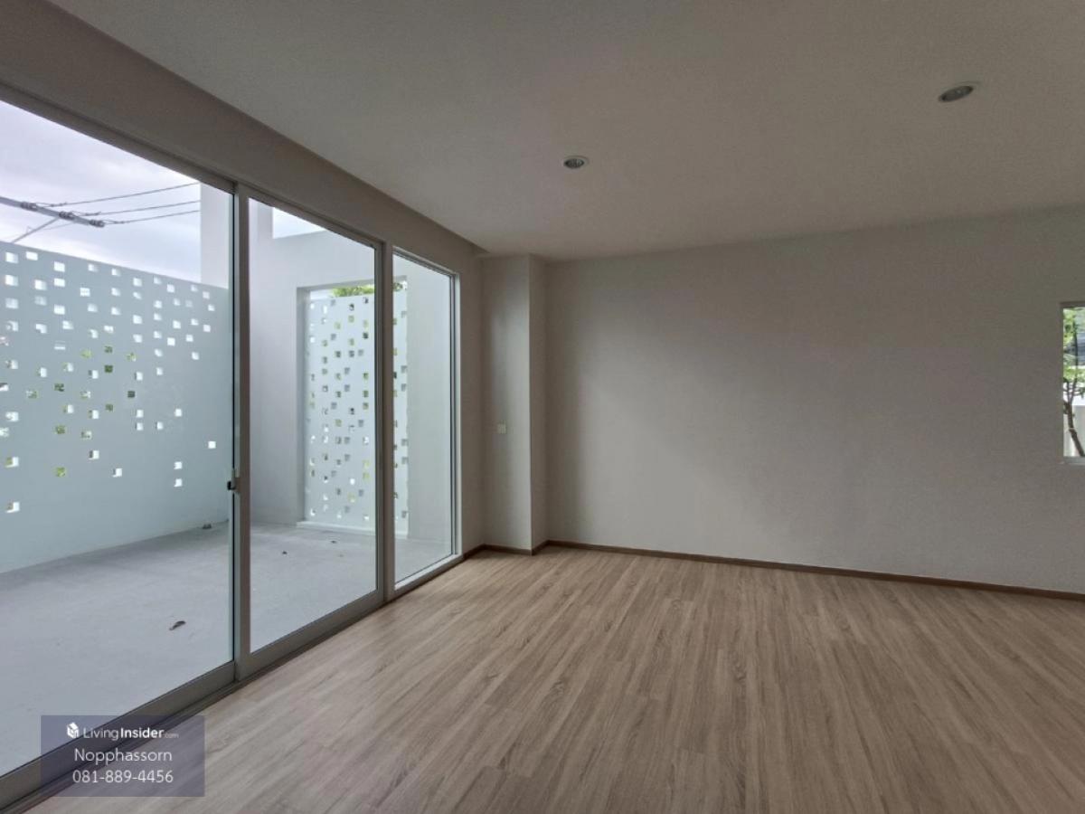 ให้เช่าเกษตร นวมินทร์ ลาดปลาเค้า : เช่าบ้านเดี่ยว ถนนรามอินทรา-เอกมัย เลียบทางด่วนรามอินทรา โครงการเนอวานา แอบโซลูท Nirvana Absolute บ้านหัวมุม ขนาดใหญ่