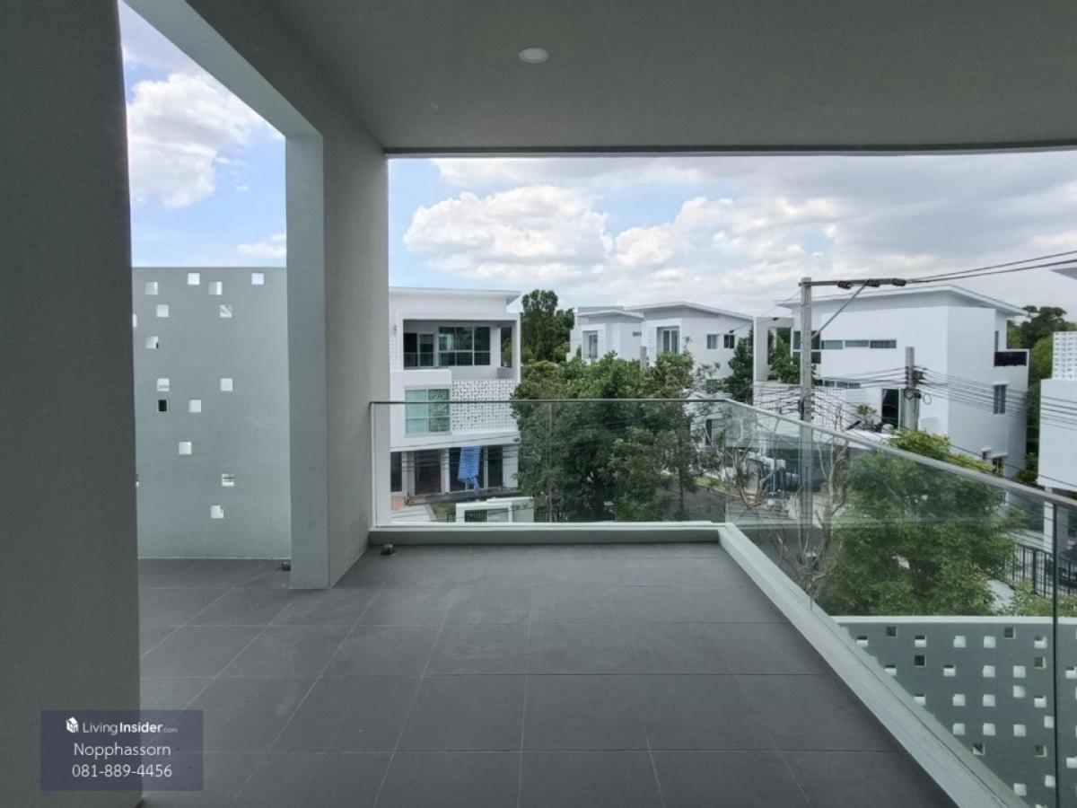 ให้เช่าเกษตร นวมินทร์ ลาดปลาเค้า : เช่าบ้านเดี่ยว ถนนรามอินทรา-เอกมัย เลียบทางด่วนรามอินทรา โครงการเนอวานา แอบโซลูท Nirvana Absolute บ้านหัวมุม ขนาดใหญ่