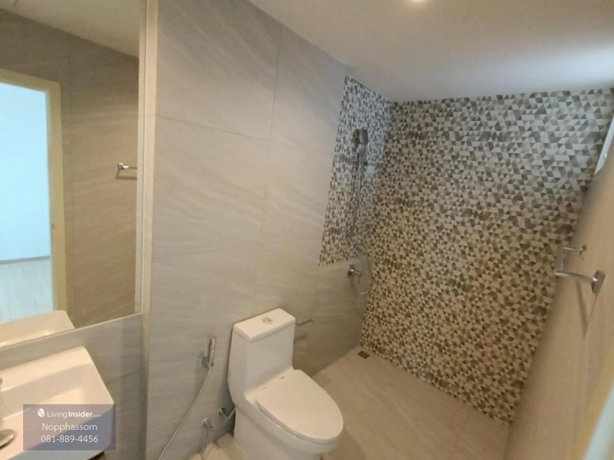 ให้เช่าเกษตร นวมินทร์ ลาดปลาเค้า : เช่าบ้านเดี่ยว ถนนรามอินทรา-เอกมัย เลียบทางด่วนรามอินทรา โครงการเนอวานา แอบโซลูท Nirvana Absolute บ้านหัวมุม ขนาดใหญ่