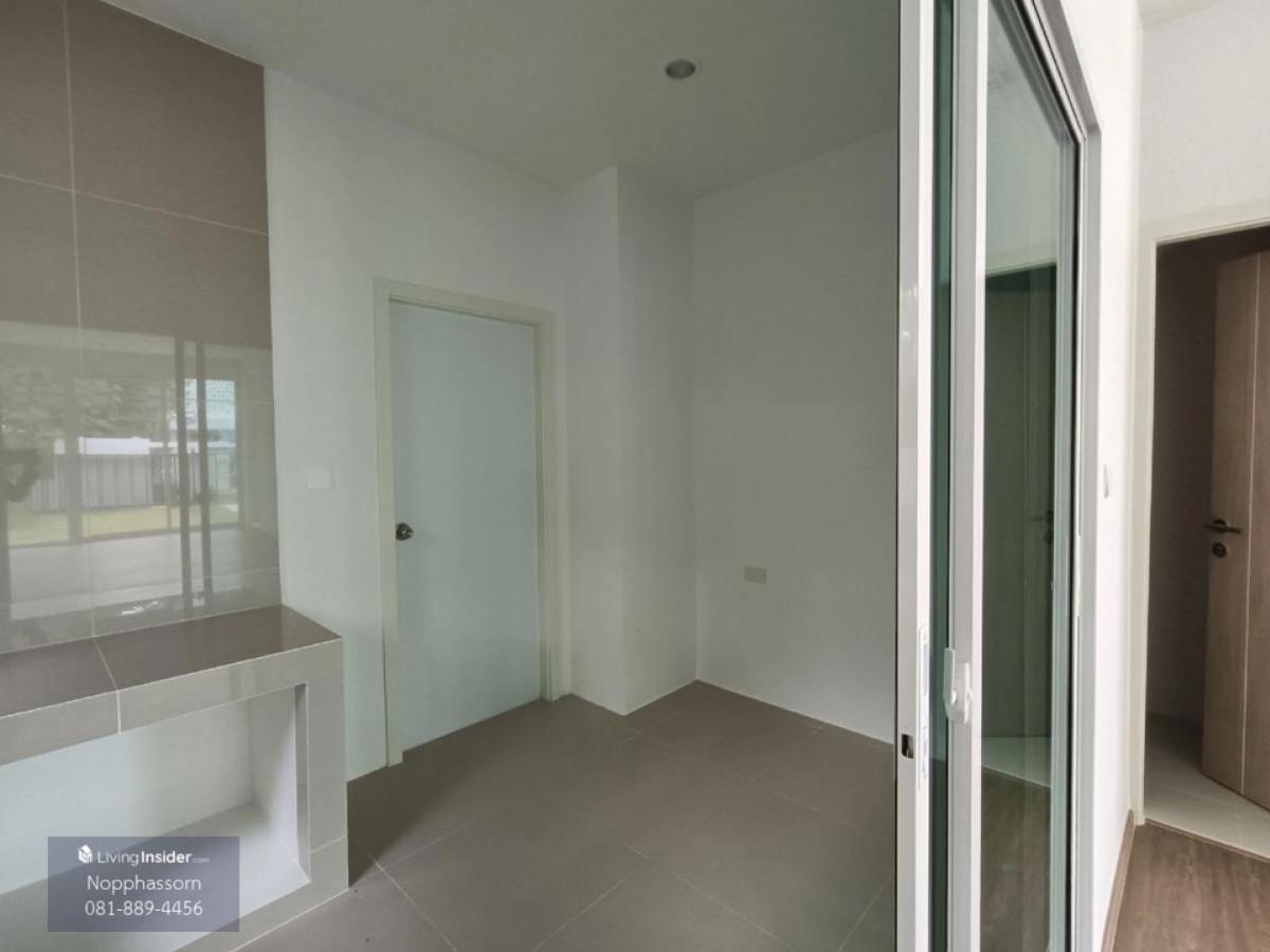 ให้เช่าเกษตร นวมินทร์ ลาดปลาเค้า : เช่าบ้านเดี่ยว ถนนรามอินทรา-เอกมัย เลียบทางด่วนรามอินทรา โครงการเนอวานา แอบโซลูท Nirvana Absolute บ้านหัวมุม ขนาดใหญ่