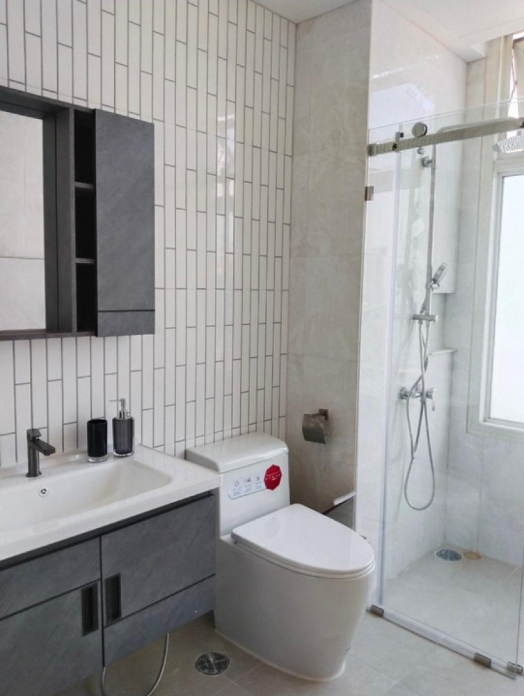 For SaleCondoRatchathewi,Phayathai : Villa Rachatewi【𝐒𝐄𝐋𝐋 & 𝐑𝐄𝐍𝐓】🔥 Elegant, spacious living space, fully furnished with built-in furniture and complete facilities 🔥 Contact Line ID: @hacondo