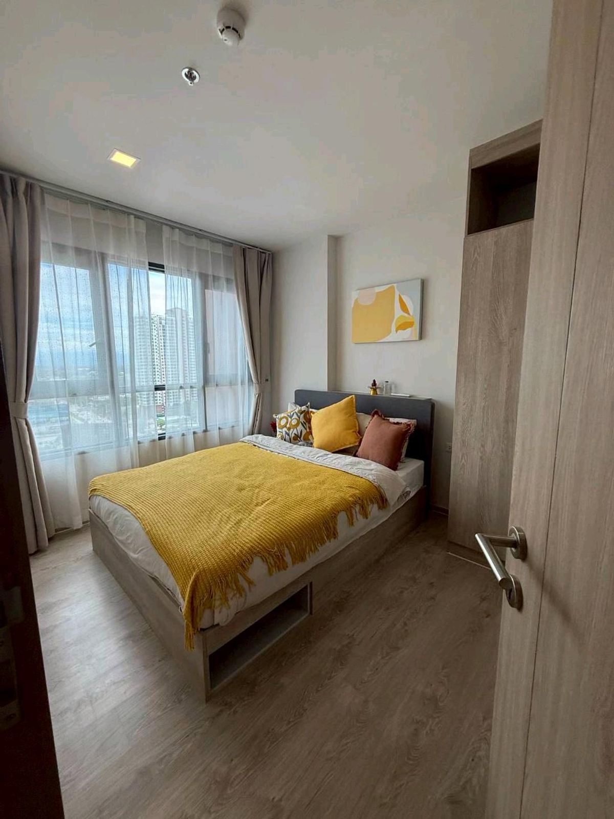 For RentCondoChiang Mai : Condo for rent: The Base Hight, opposite Central Festival