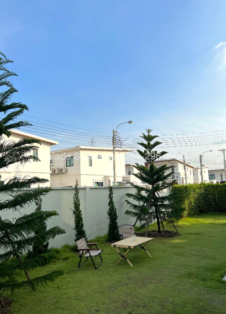 ขายบ้านบางนา แบริ่ง ลาซาล : ขาย บ้านเดี่ยว COMO Bianca (โคโม่ เบียงก้า) บางนา 50 ตร.วา 3 ห้องนอน 3 ห้องน้ำ หลังมุม สภาพใหม่มาก ใกล้เมกะบางนา