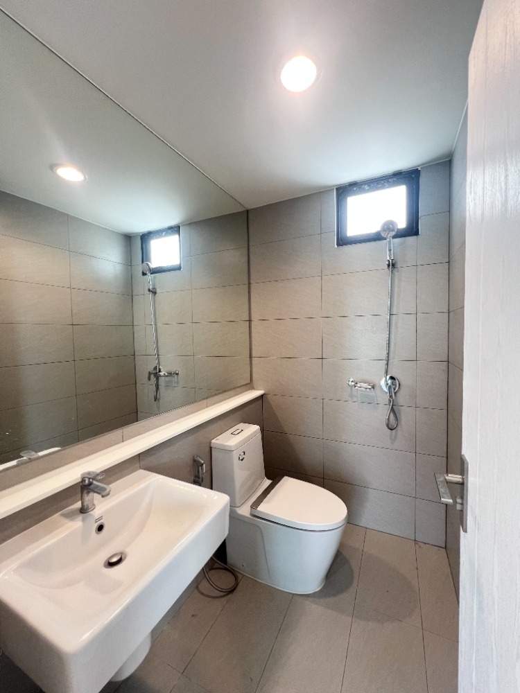 ขายบ้านบางนา แบริ่ง ลาซาล : ขาย บ้านเดี่ยว COMO Bianca (โคโม่ เบียงก้า) บางนา 50 ตร.วา 3 ห้องนอน 3 ห้องน้ำ หลังมุม สภาพใหม่มาก ใกล้เมกะบางนา