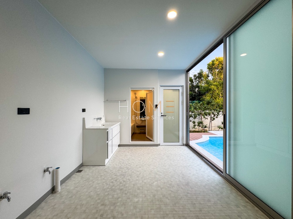 ขายบ้านลาดกระบัง สุวรรณภูมิ : เพอร์เฟค มาสเตอร์พีซ สุขุมวิท 77 / 5 ห้องนอน (ขาย), Perfect Masterpiece Sukhumvit 77 / 5 Bedrooms (SALE) AA473