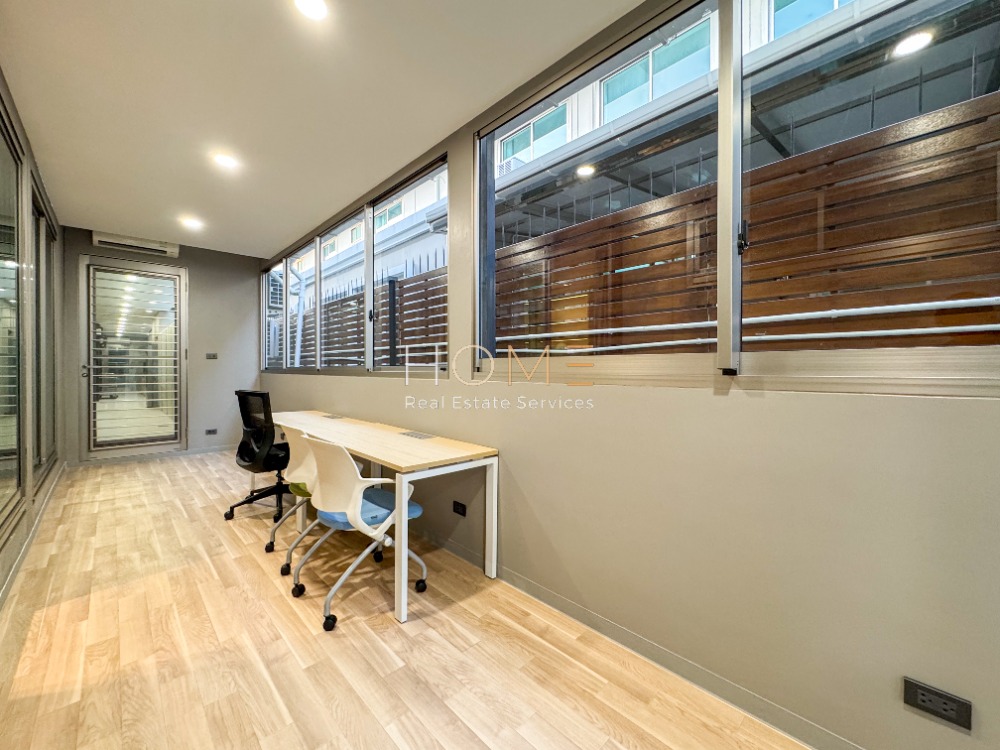 ขายบ้านลาดกระบัง สุวรรณภูมิ : เพอร์เฟค มาสเตอร์พีซ สุขุมวิท 77 / 5 ห้องนอน (ขาย), Perfect Masterpiece Sukhumvit 77 / 5 Bedrooms (SALE) AA473